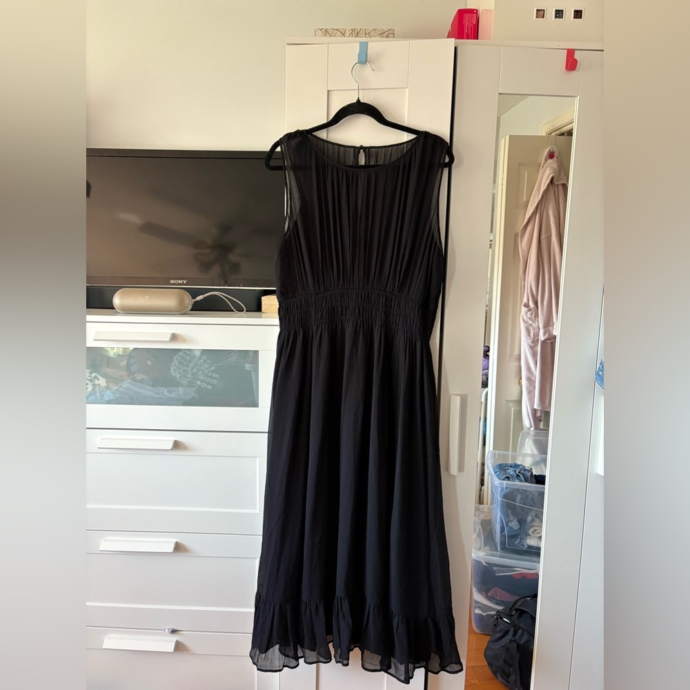 Abercrombie Elegant Black Sleeveless Dress - Picture 2 of 2